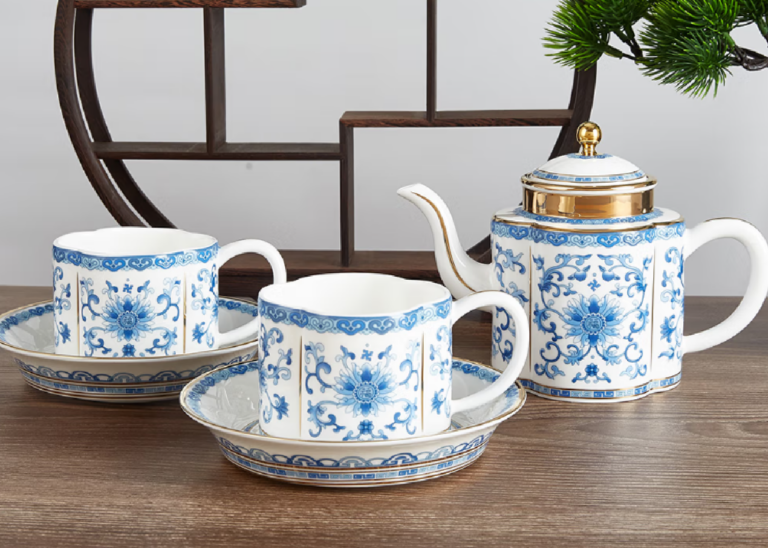 طقم شاي من السيراميك الصيني التقليدي للاستخدام المنزلي